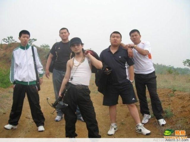 Chinese ‘Bros’ (28 pics)
