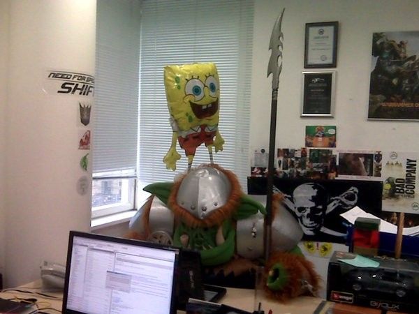 How to Entertain Yourself at Work (37 pics)