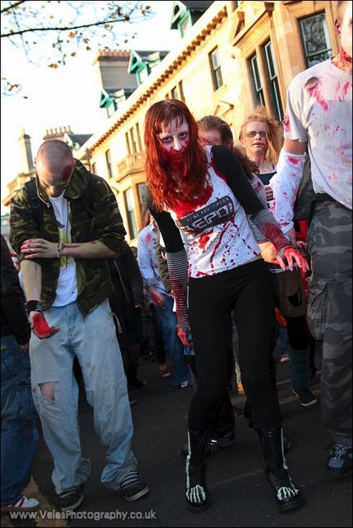 Zombie Walk in Glasgow (42 pics)
