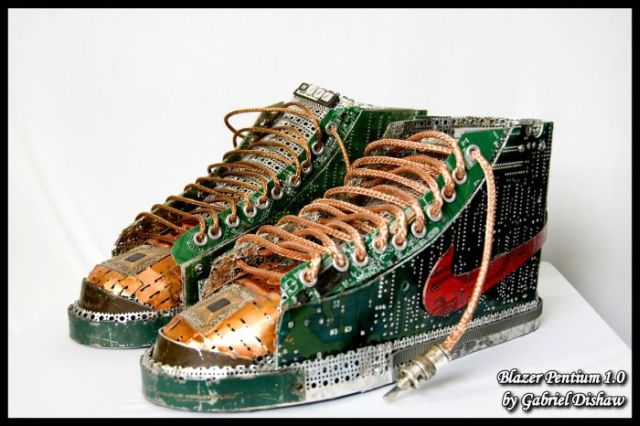 Shoes Made Out of Pentium Chips (20 pics) - Izismile.com