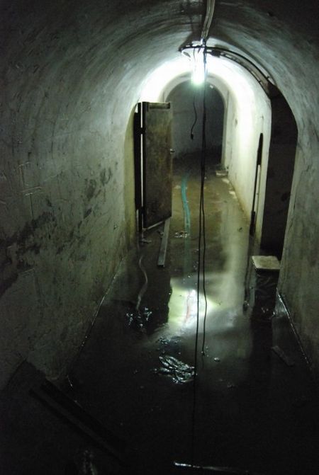 Underground City in Case of Nuclear Attack in China (23 pics)