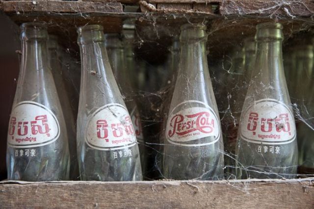 Battambang’s Abandoned Pepsi Cola Factory (11 pics)