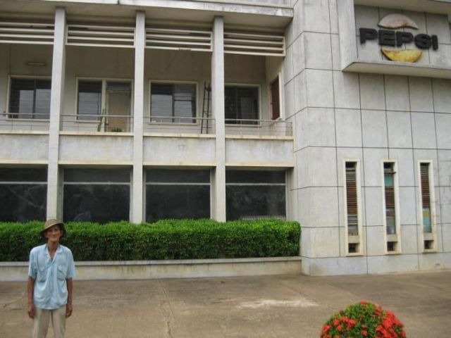 Battambang’s Abandoned Pepsi Cola Factory (11 pics)