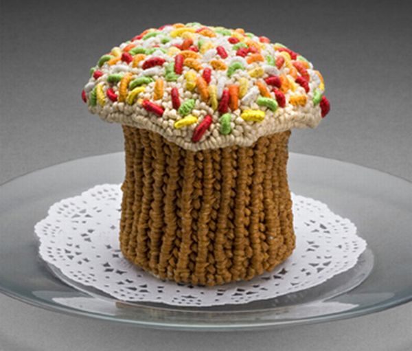 Knitted Food (9 pics)