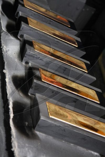 How gold bars are made (12 pics)