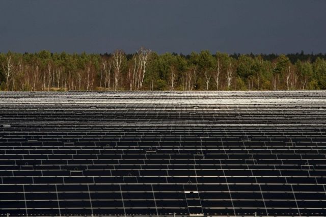 Solarpark Lieberose, a Solar Power Plant in Germany (9 pics)