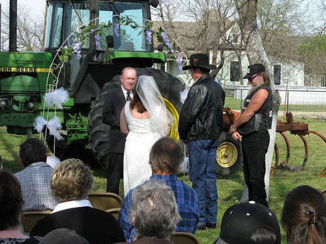 Amusing Pictures from Weddings. Part 2 (93 pics)