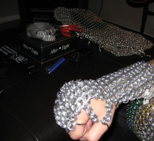 A Chain Mail Made of… (5 pics)