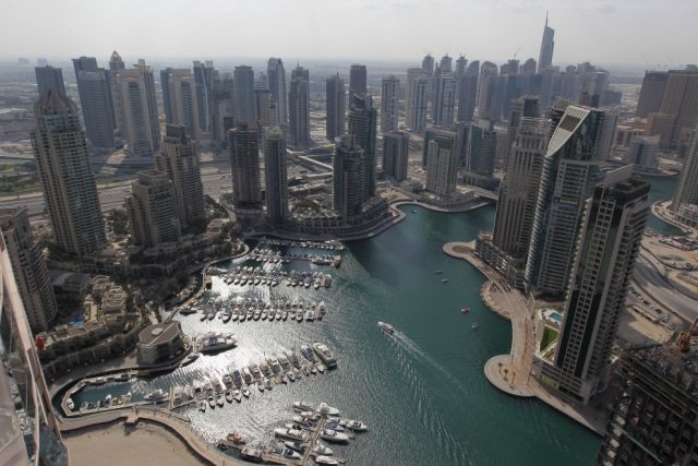 Dubai Plunged into a Debt (25 pics)