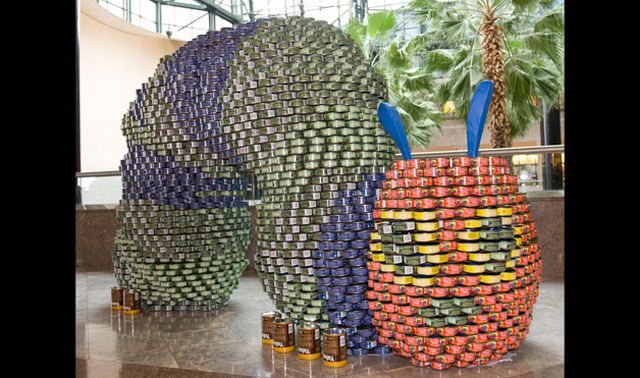 Awesome Can Sculptures (9 pics)