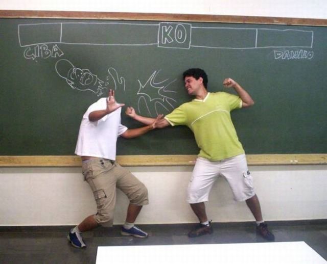 Awesome Street Fighter Poses (14 pics)