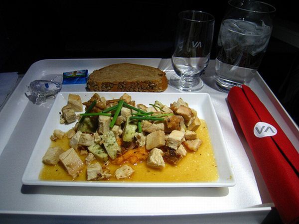 Fly First Class! (30 pics)