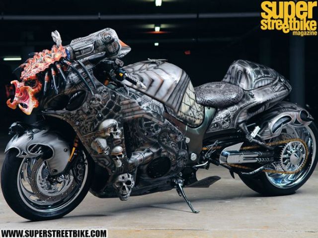 The Predator Bike! (13 pics)