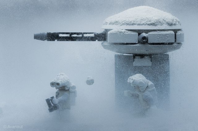 Star Wars Characters on Hoth (10 pics)