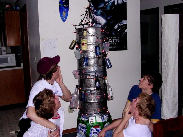Funny Pictures from a Redneck Christmas (35 pics)