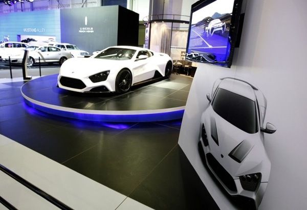 Dubai International Motor Show (32 pics) - Izismile.com