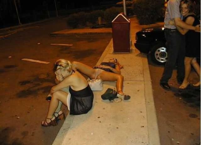 41 Signs You drank Too Much (43 pics)