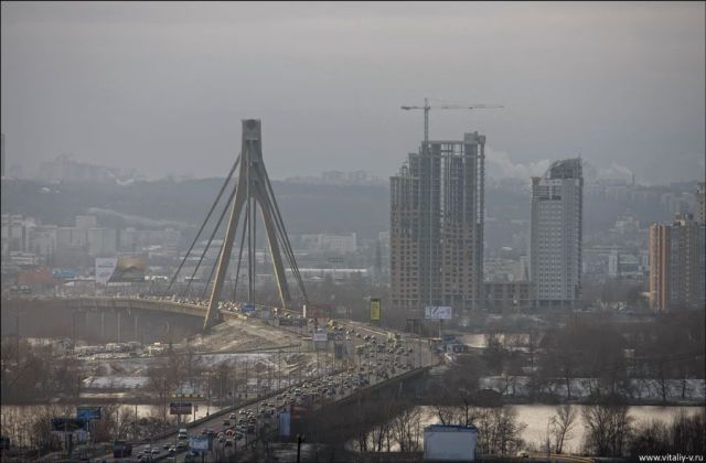 Cable-Stayed Bridge in Kiev (19 pics)