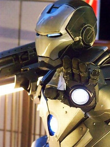 Cool Hand-Made War Machine Cosplay (35 pics)