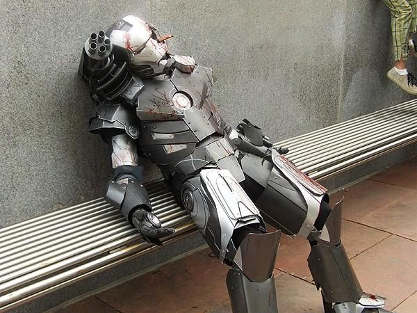 Cool Hand-Made War Machine Cosplay (35 pics)