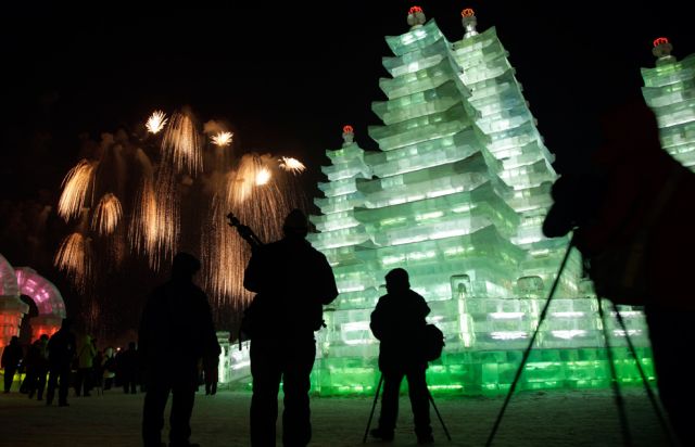 Amazing Ice and Snow Sculpture Festival (49 pics)