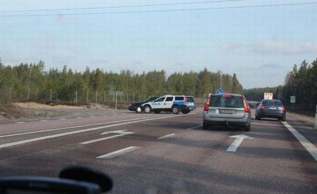Swedish Police Is Very Harsh ... (7 pics)