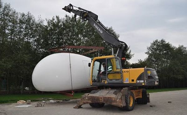 Blob VB3 – an Interesting Egg Shape Mobile Unit (23 pics)