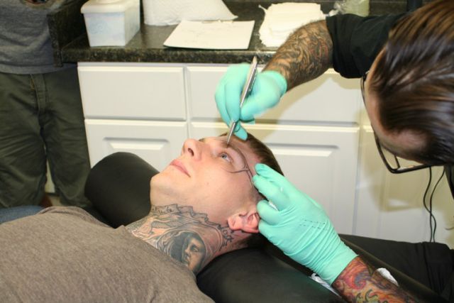 Tattoo on the Face (30 pics + 1 video)