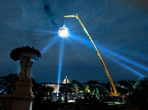 World’s Biggest Disco Ball (10 pics)