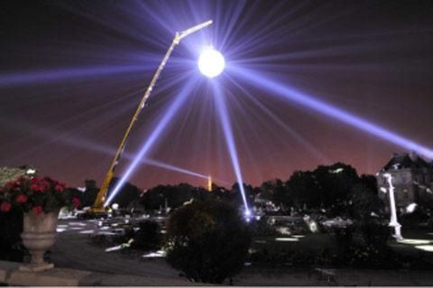 World’s Biggest Disco Ball (10 pics)