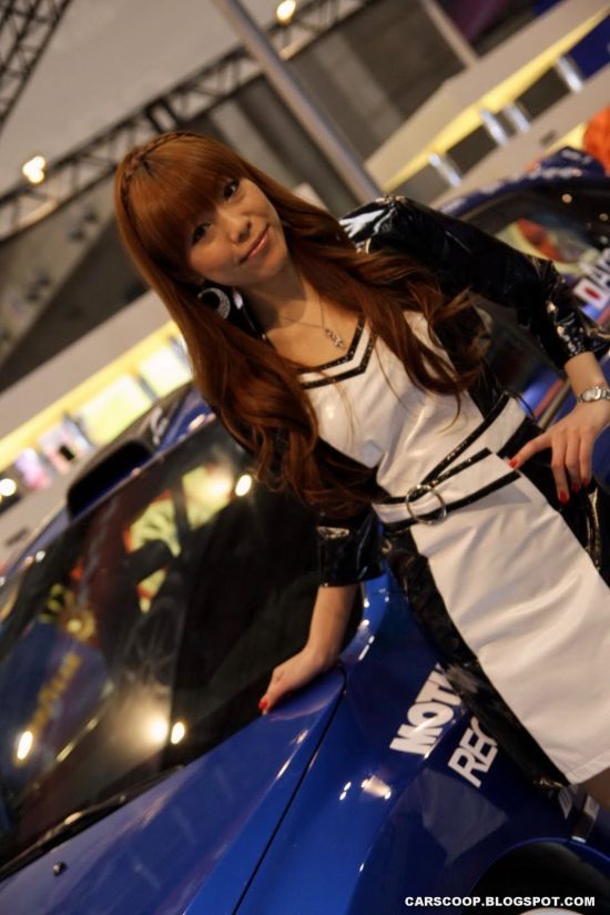 Girls at Tokyo Auto Salon 2010 (58 pics) - Izismile.com