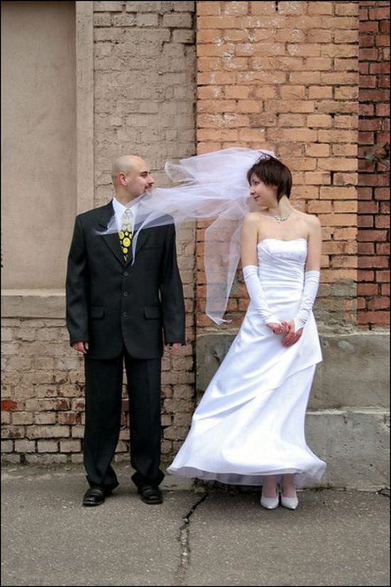 Amusing Wedding Photo Project (18 pics)