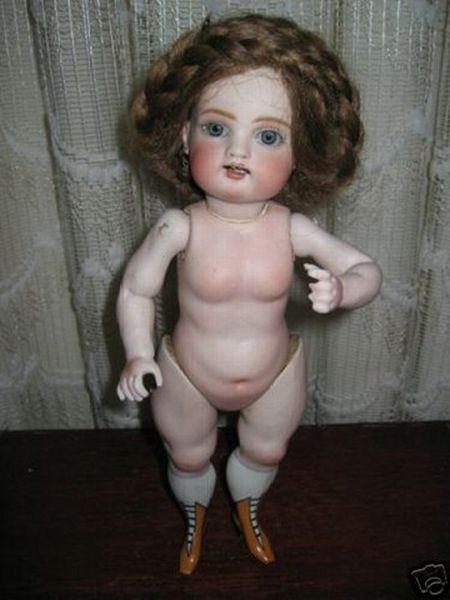 These Dolls Will Make You Feel the Fear (15 pics)