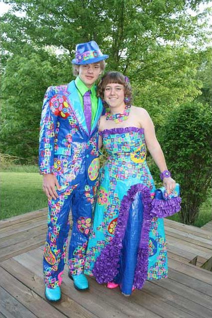 What Can You Put On to Look Cool at the American Prom? (15 pics)