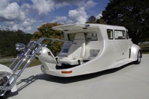 Very Particular Limo (6 pics)