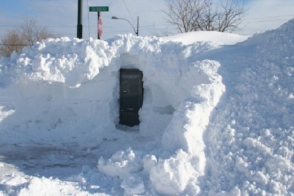 You Want to Whine about Winter? (15 pics)