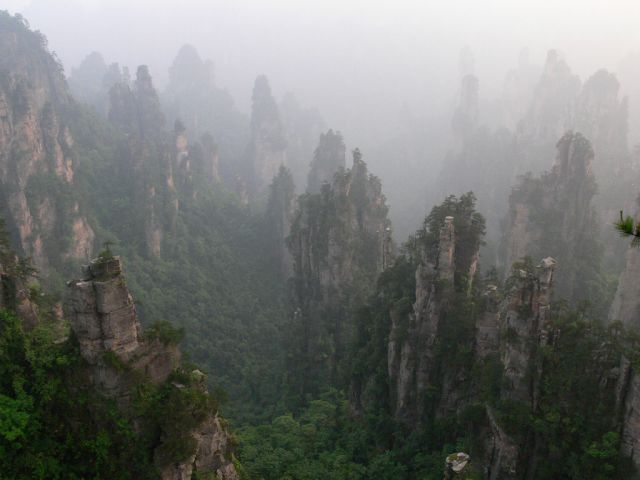 The Avatar Mountains (14 pics)