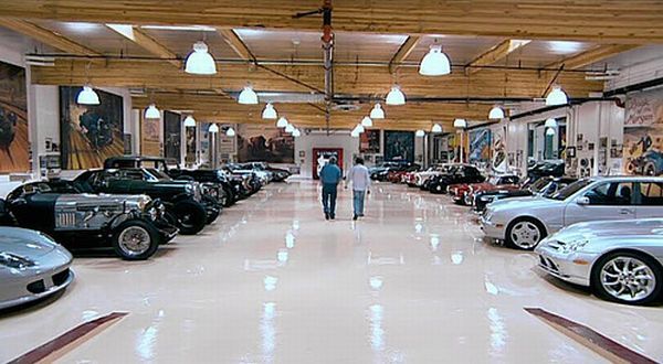 Jay Leno’s Garage (64 pics)