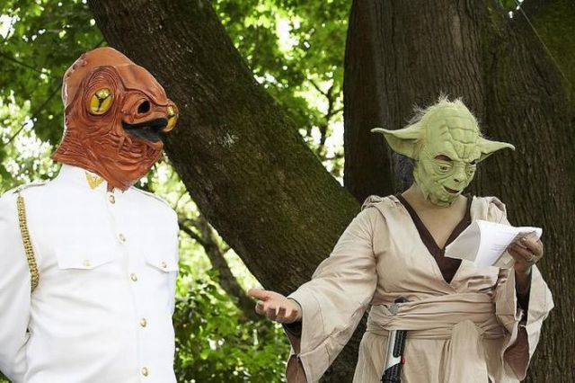 A Star Wars Wedding (15 pics)
