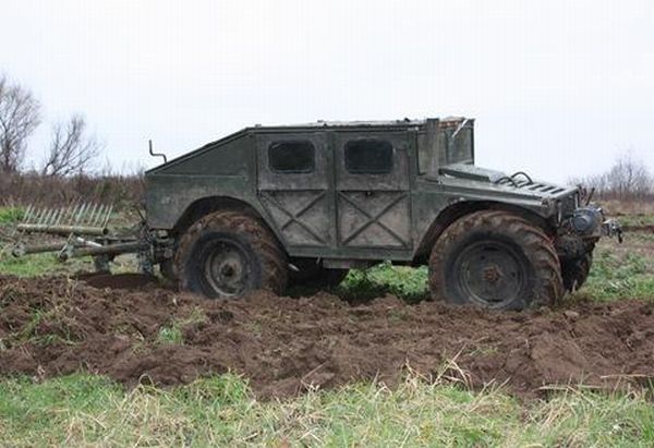 A Homebuilt Russian Hummer (29 pics)