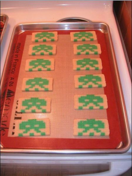Learn Making Space Invaders Cookies with Fun (13 pics)