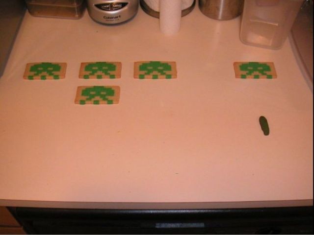 Learn Making Space Invaders Cookies with Fun (13 pics)