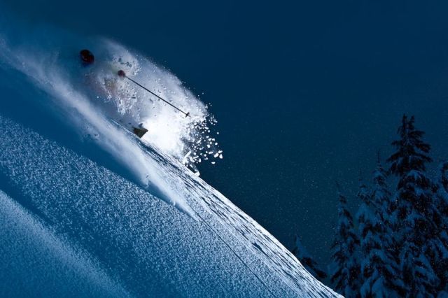 The Most Beautiful Downhill Ski  (9 pics)