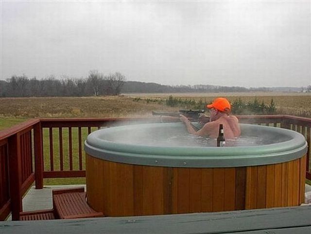 Welcome in the World of Rednecks (79 pics)