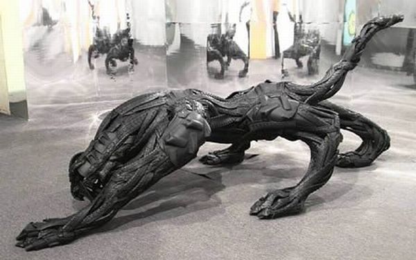 Sculptures Made Out of Used Tyres (14 pics)