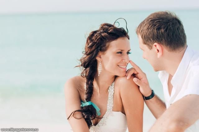 A Tropical Wedding (99 pics)