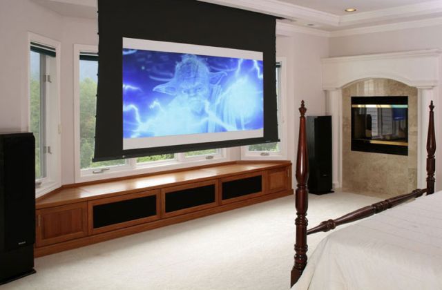 The Home Theater of a Star Wars Fan (20 pics)