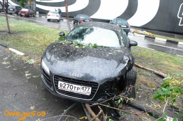 Audi Accidents In Moscow (14 pics)