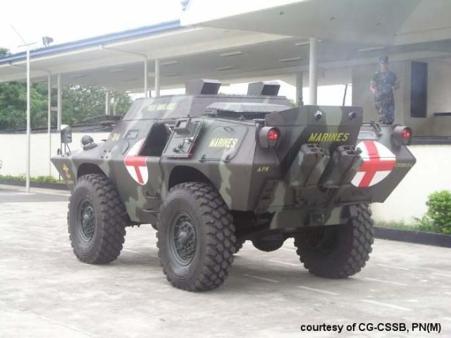 Military Medical Vehicles (46 pics)