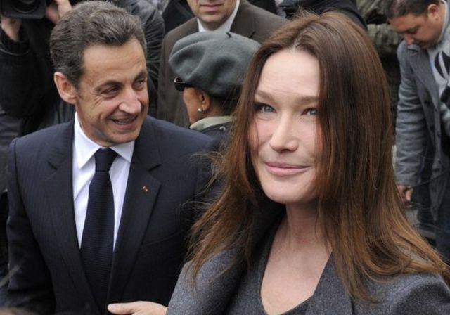 What Is Wrong With Carla Bruni’s Face? (7 pics)